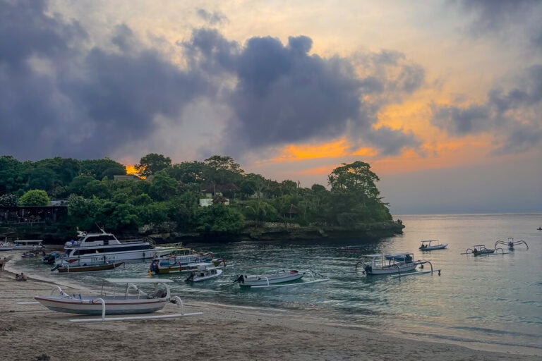 Bali in April offers fewer showers and crowds, and is a great time to visit! This picture is of a beautiful sunset in Nusa Lembongan taken in April